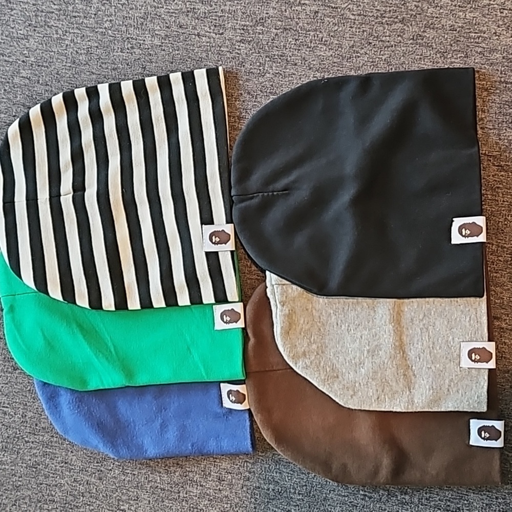 Gorilla Beanies Set (6)